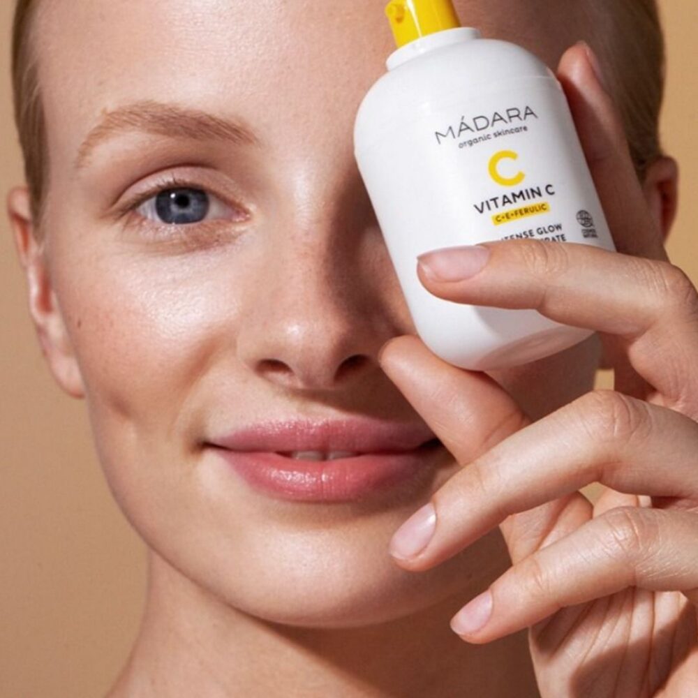 Alternative view of MADARA Vitamin C Intensiivset sära andev kontsentraat (30ml)